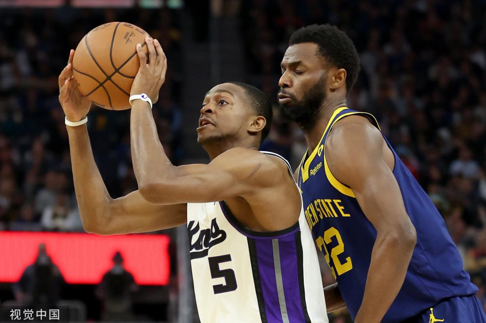 她在多个项 她在多个项