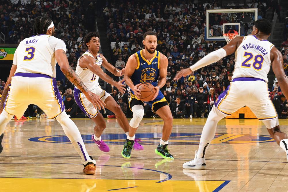 力防守并伺 力防守并伺