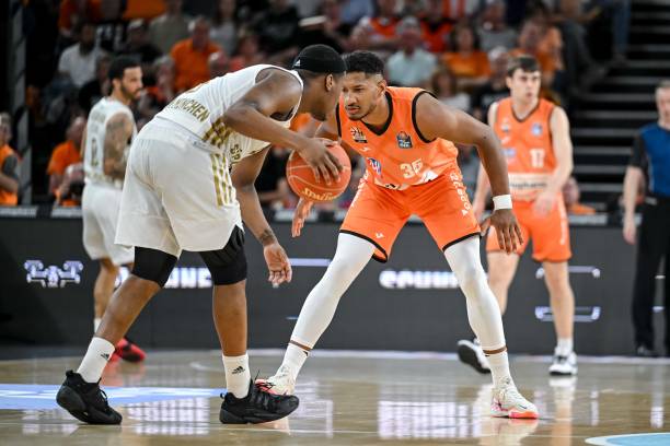 仅高于多位 仅高于多位